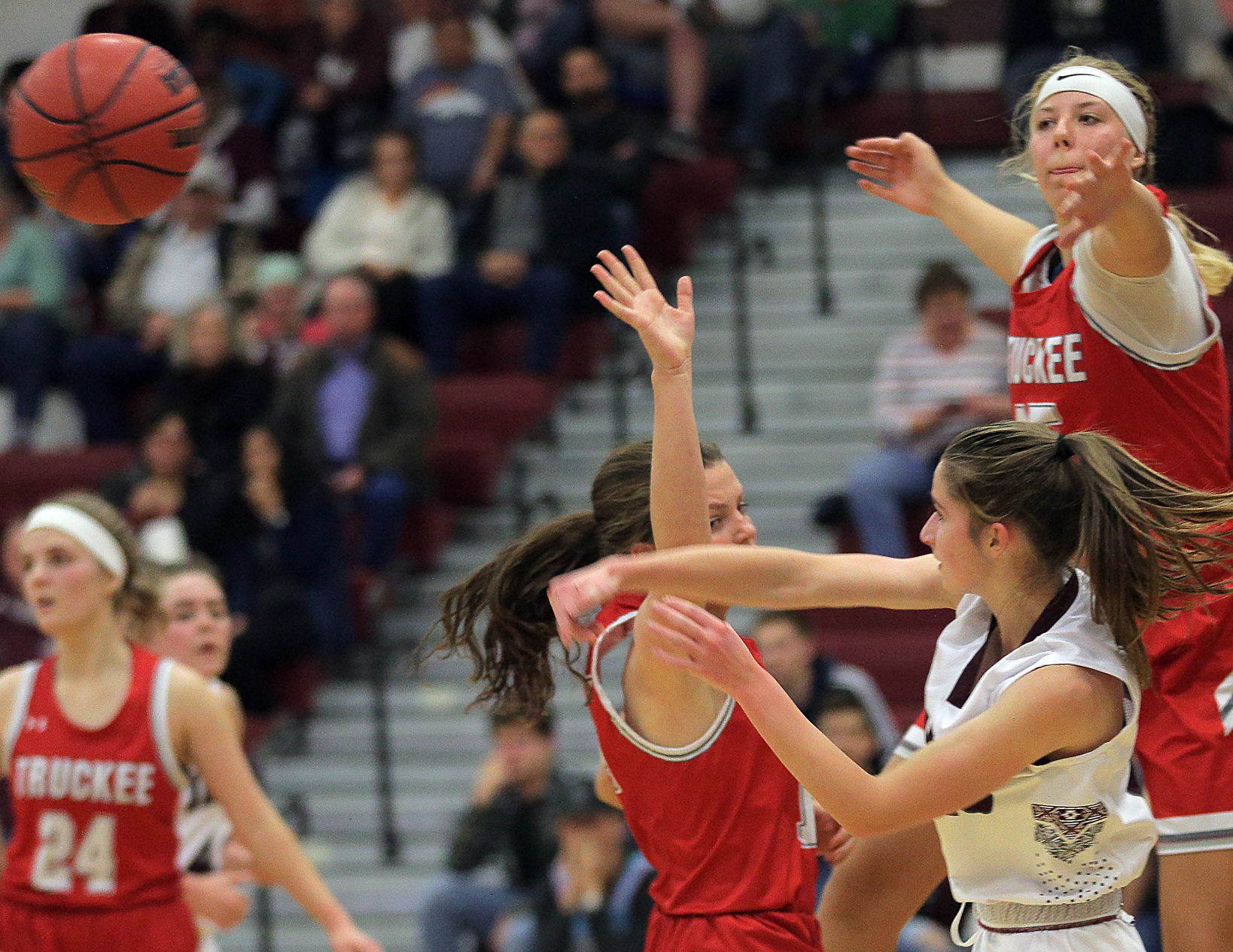 Truckee at Elko Girls Basketball (40).jpg